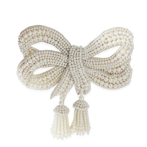 Gucci Faux Pearl Large Bow Brooch 